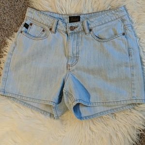 Rider's Copper Collection Light Wash Shorts